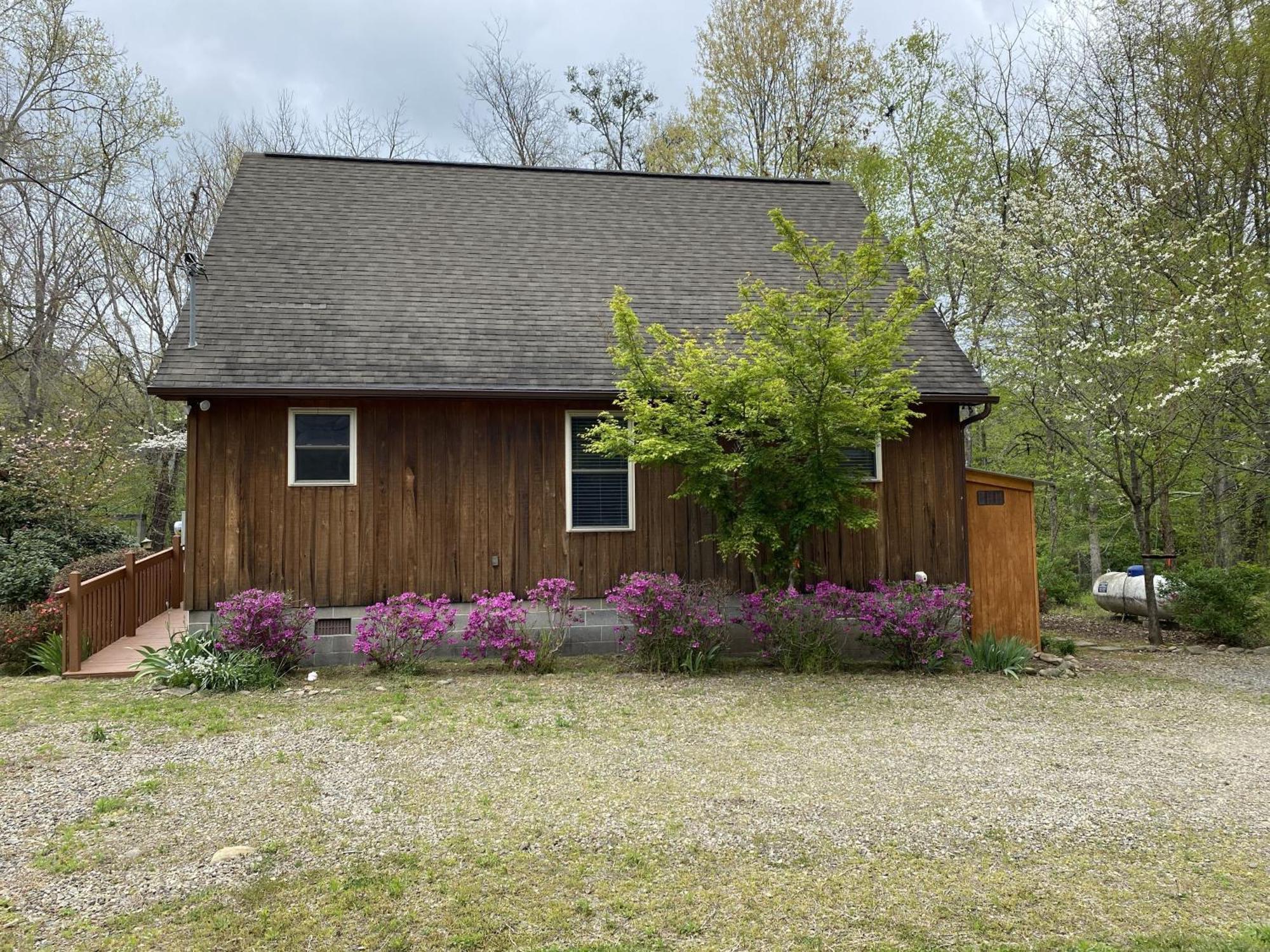Gray'S Place On Cosby Creek - 2 Bedrooms, 2 Baths, Sleeps 6 Home Zewnętrze zdjęcie
